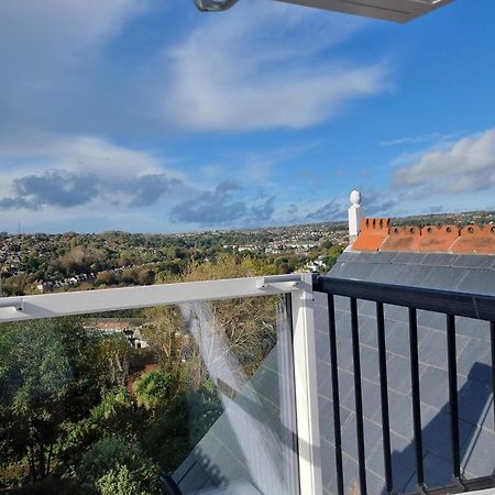 West Hill Retreat Seaview Balcony Chic Loft Studio & Free Parking Hastings Dış mekan fotoğraf