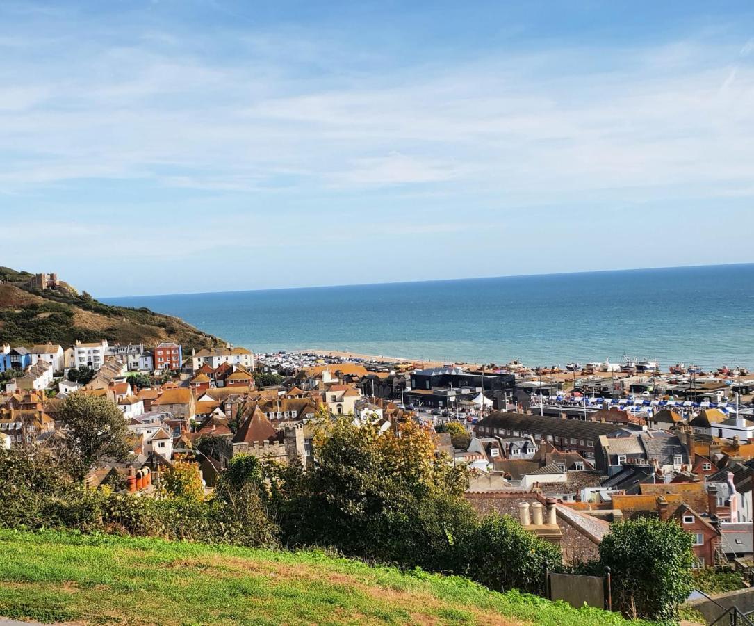 West Hill Retreat Seaview Balcony Chic Loft Studio & Free Parking Hastings Dış mekan fotoğraf
