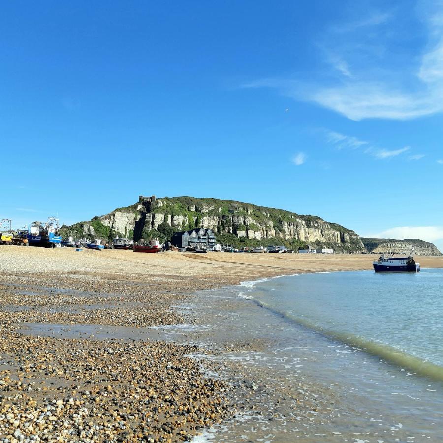 West Hill Retreat Seaview Balcony Chic Loft Studio & Free Parking Hastings Dış mekan fotoğraf